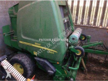 John Deere 864