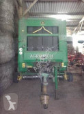 John Deere Round baler