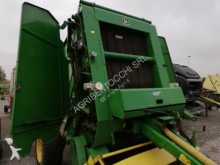 Pressa per balle tonde John Deere