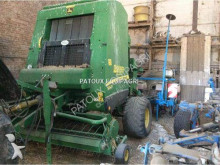 Pressa per balle tonde John Deere