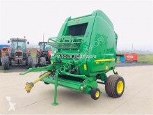 Pressa per balle tonde John Deere