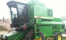 Moissonneuse-batteuse John Deere