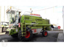 Moissonneuse-batteuse Claas