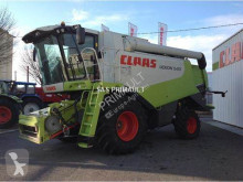 Moissonneuse-batteuse Claas
