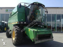 Moissonneuse-batteuse John Deere