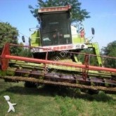 Moissonneuse-batteuse Claas
