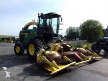 John Deere 6710