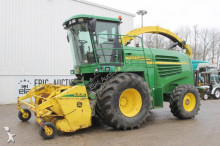 John Deere Self-propelled silage harvester