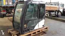 structure cabine Hitachi