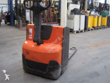 pallet truck handbestuurd BT
