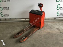pallet truck handbestuurd Linde