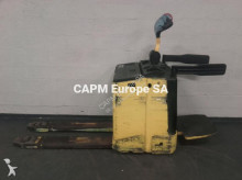 Hyster pallet truck