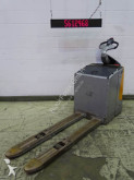 Still pedestrian pallet truck