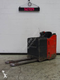 Linde pedestrian pallet truck
