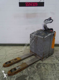 Still pedestrian pallet truck