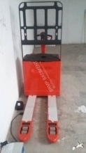 pallet truck handbestuurd Fenwick
