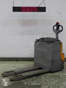 Still pallet truck