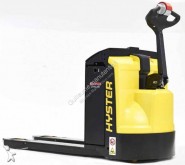 Hyster pedestrian pallet truck