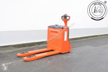 Linde pallet truck
