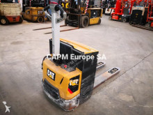 Caterpillar pallet truck