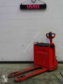 pallet truck handbestuurd Linde