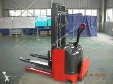 stoccatore con pedana Dragon Machinery