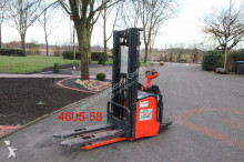 Linde pedestrian stacker