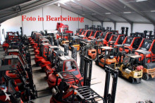 n/a pedestrian stacker