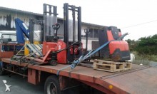 Still pedestrian stacker