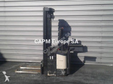 Crown WE2000 stacker
