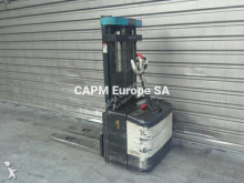 Crown WE2300 stacker