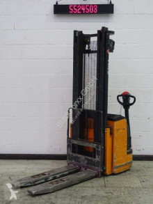 Still stacker