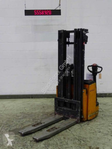 Still stacker