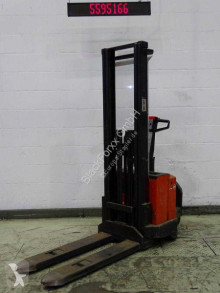 BT pedestrian stacker