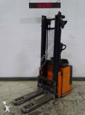 Still pedestrian stacker