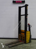 n/a pedestrian stacker