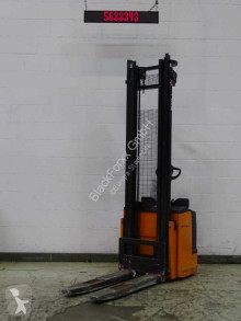 Still stacker