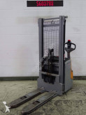 Still pedestrian stacker