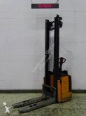Still pedestrian stacker