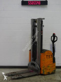 Still pedestrian stacker