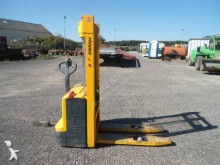 Jungheinrich pedestrian stacker