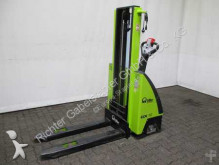 Pramac stacker