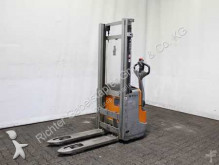 Still stacker