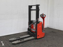 Linde stacker