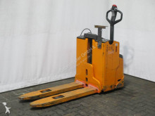 Still pedestrian stacker