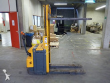 Jungheinrich pedestrian stacker