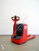 Linde stacker