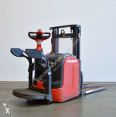 Linde stacker