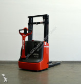 Linde stacker