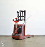 Linde stacker